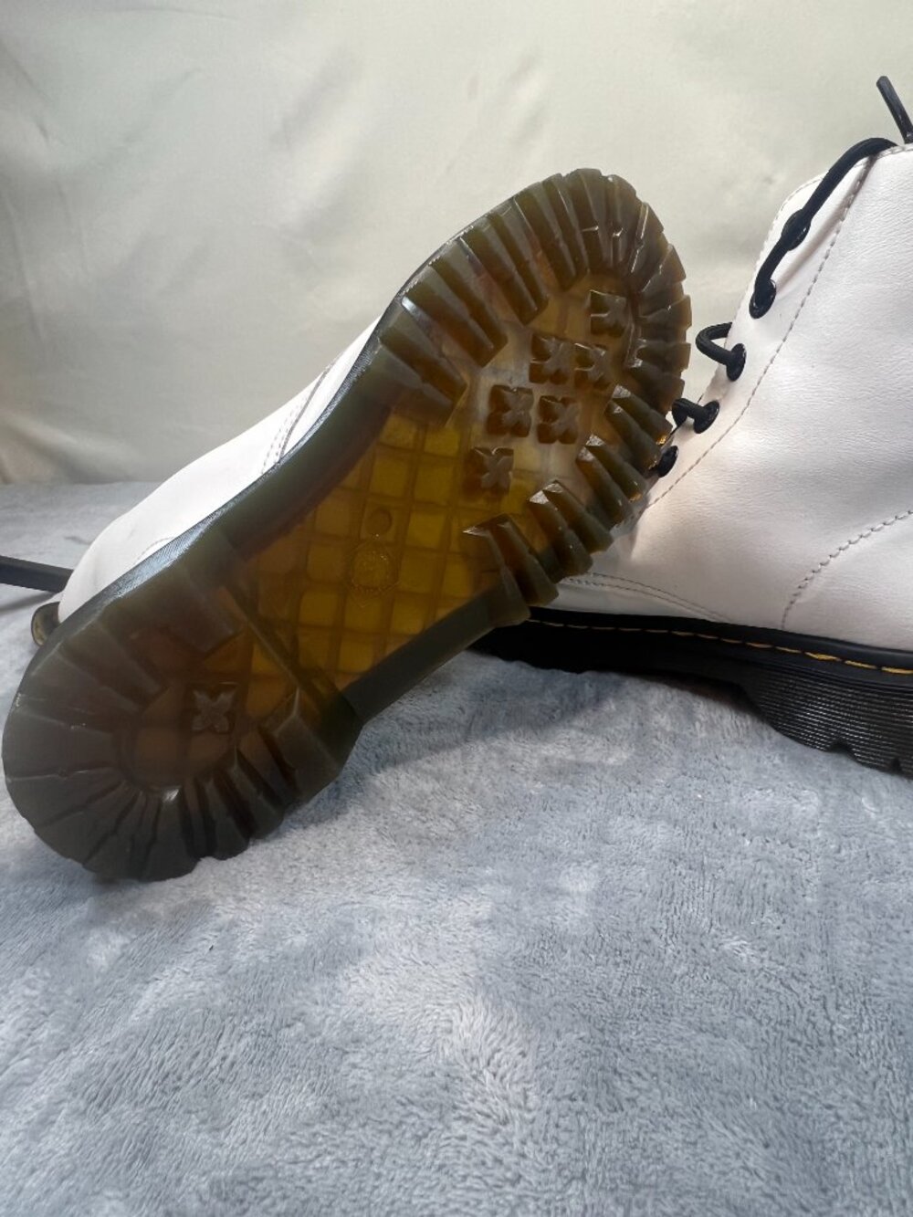 Dr Martens Luana AirWair white boot with yellow trim sz 8 - Picture 7 of 8